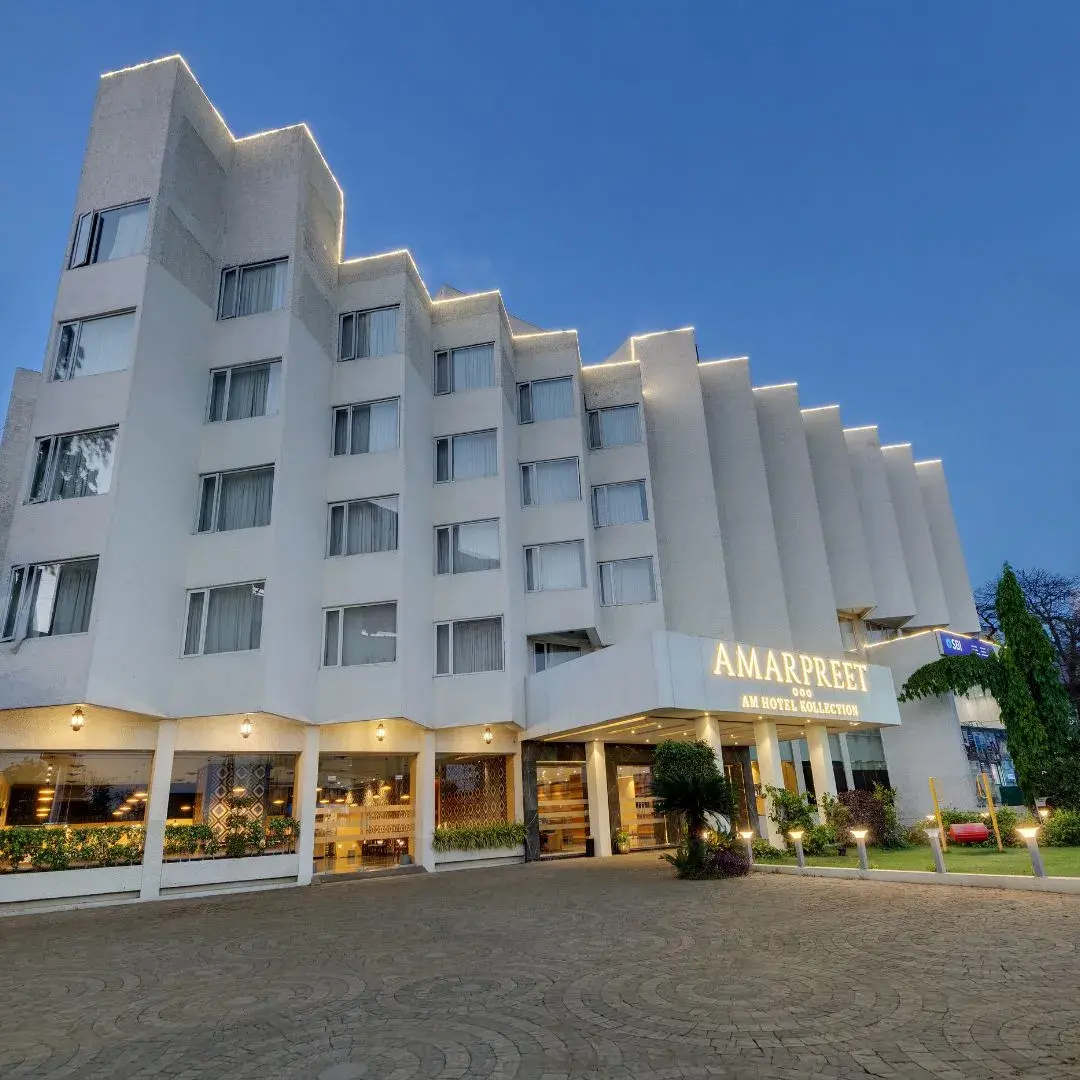 resort gallery