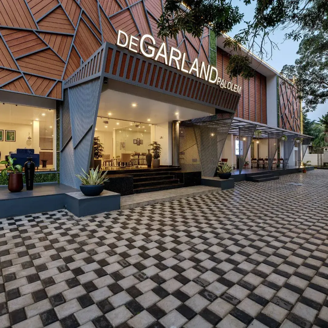 resort gallery