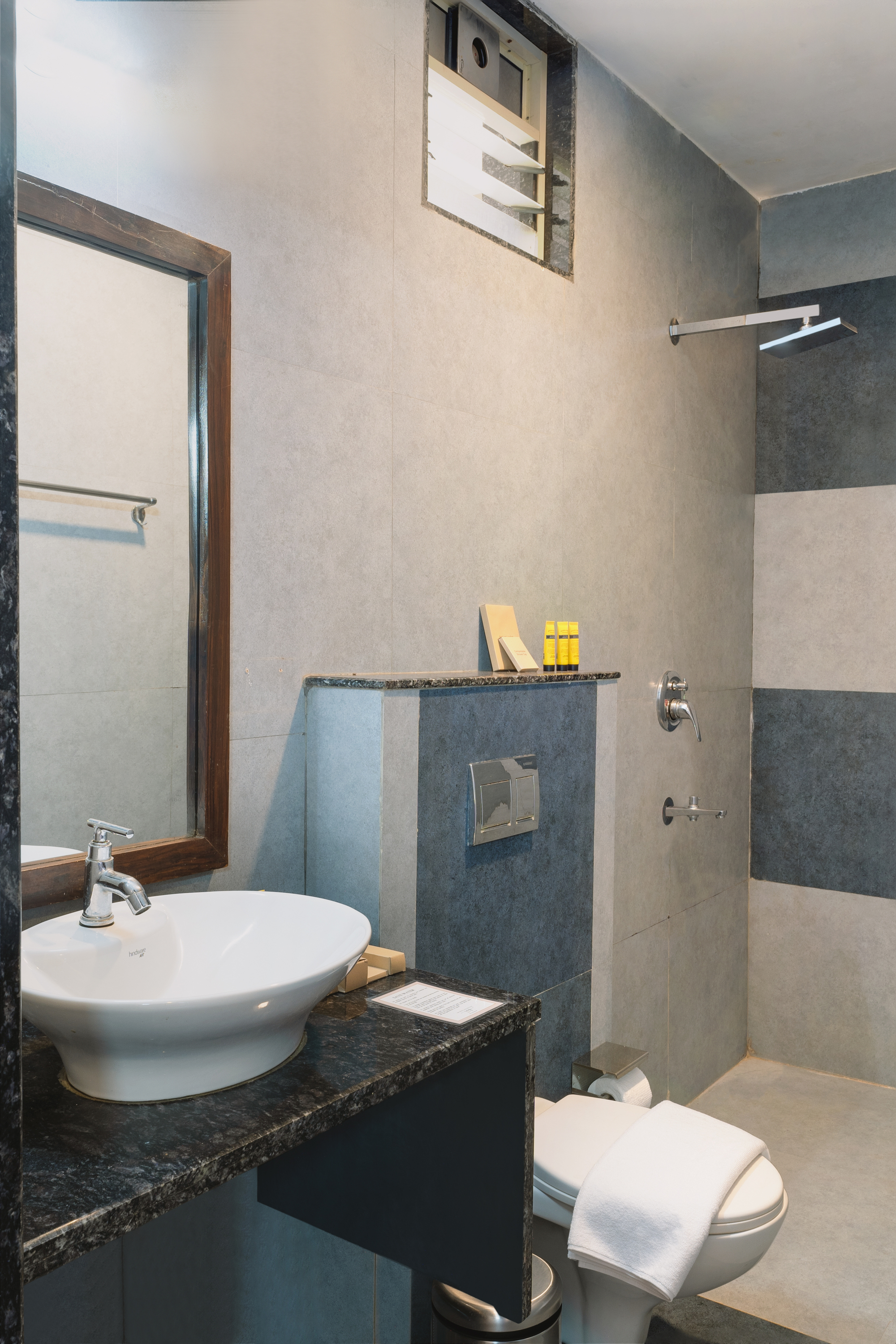 AM Hotel Kollection - Ivy, Morjim